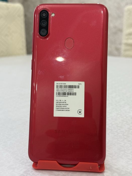 Samsung A11 32GB продам телефон