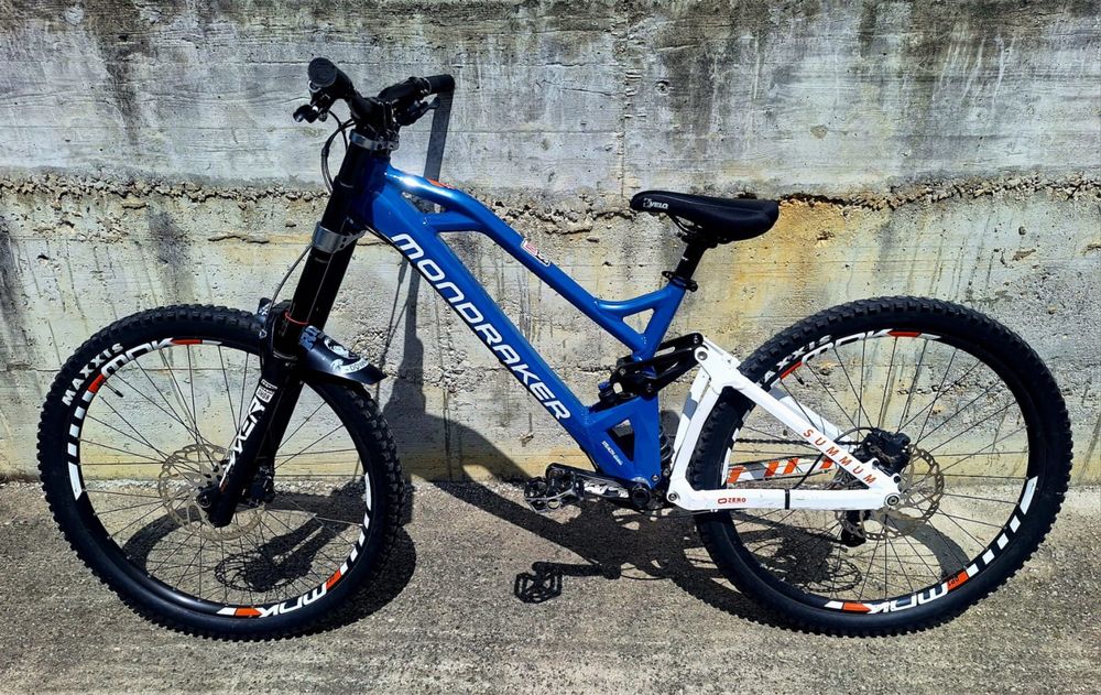 Vand/schimb Mondraker summum 2023