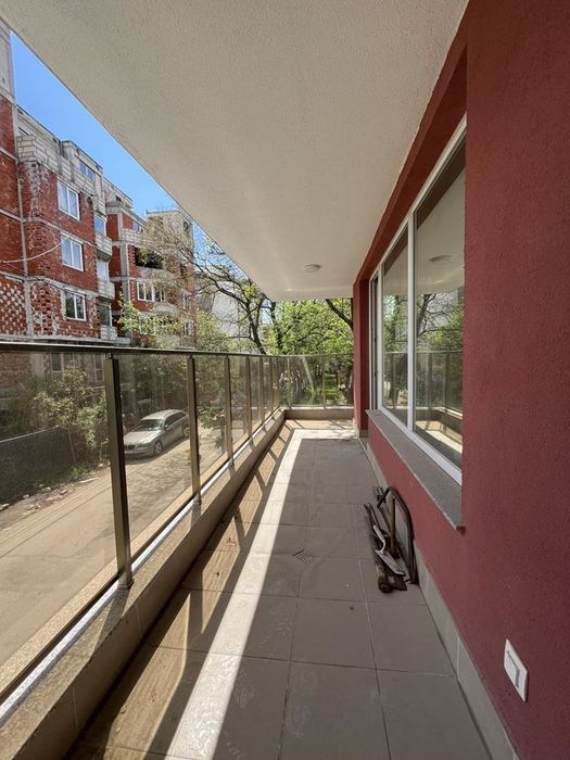 Продава се Двустаен апартамент в София, Надежда 4 - 64 кв.м за 2422 €/кв.м - Снимка #2