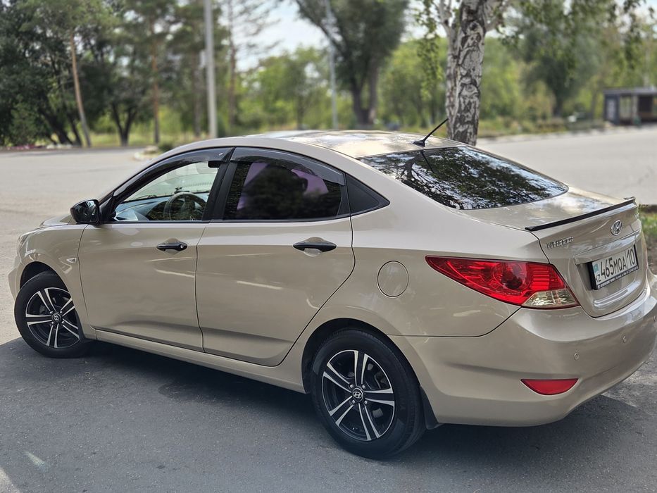 Продам hyundai accent