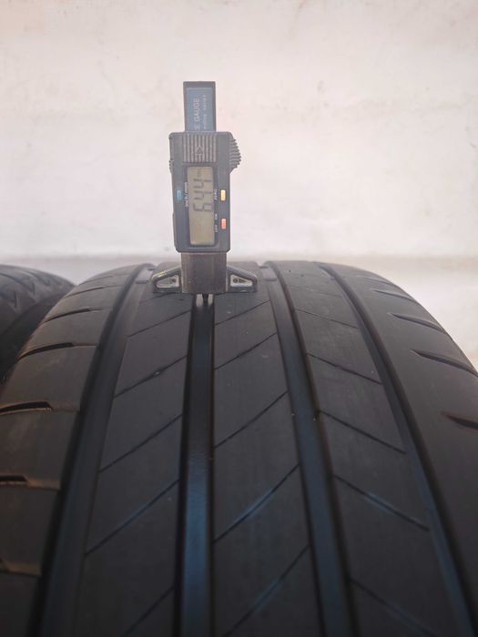 Anvelope 255/45/19 an 2024 vara BRIDGESTONE TURANZA T005