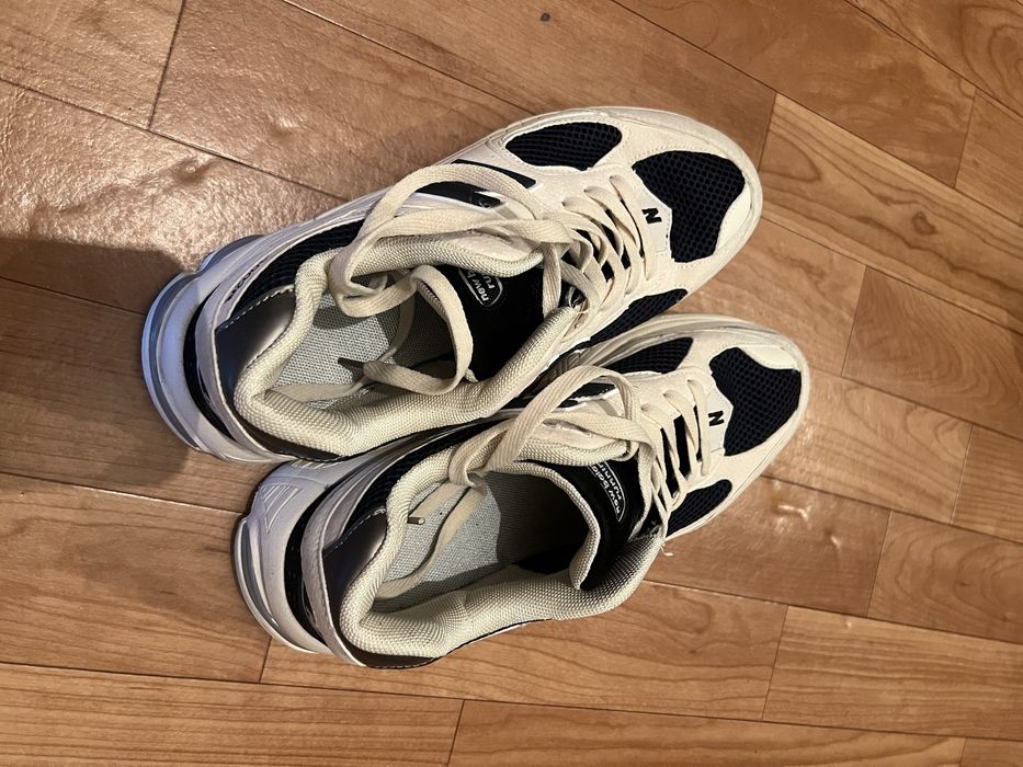 Продам кроссовки