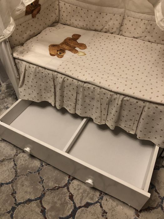 Манеж, детская кроватка