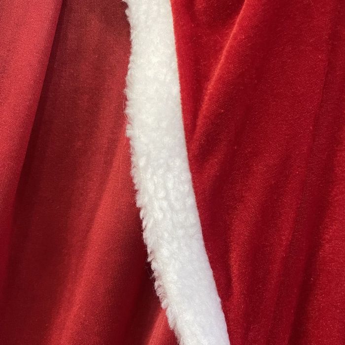 Новогодний плащ красный