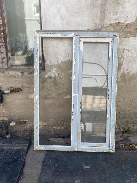 Продам.  Окно из профиля VEKA