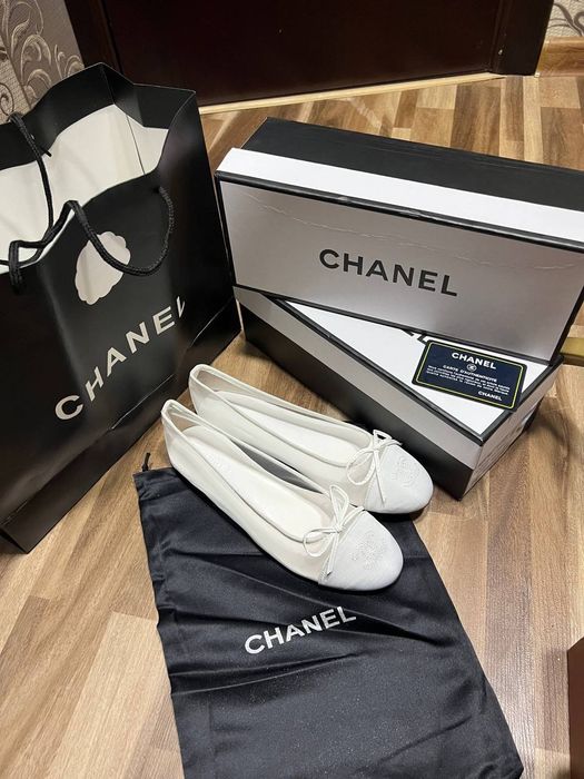 Chanel oyoq kiyim