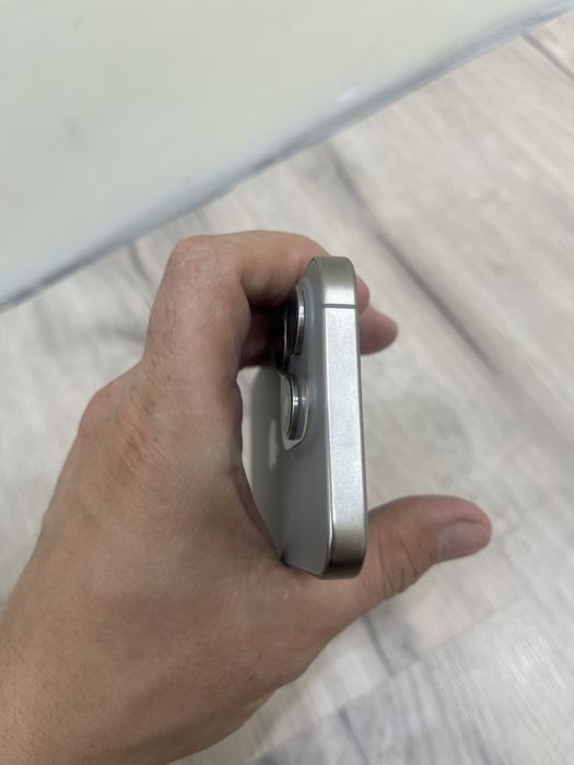 iPhone 15 Pro сатылады