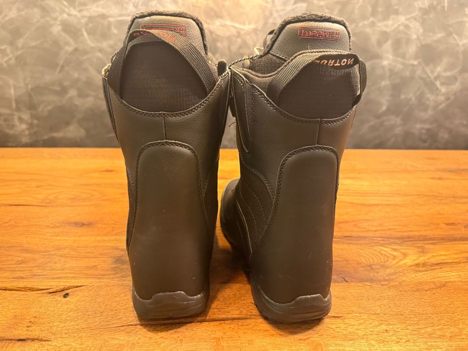 Snowboard boots Burton Mint (negri) dama / copii 37 EUR