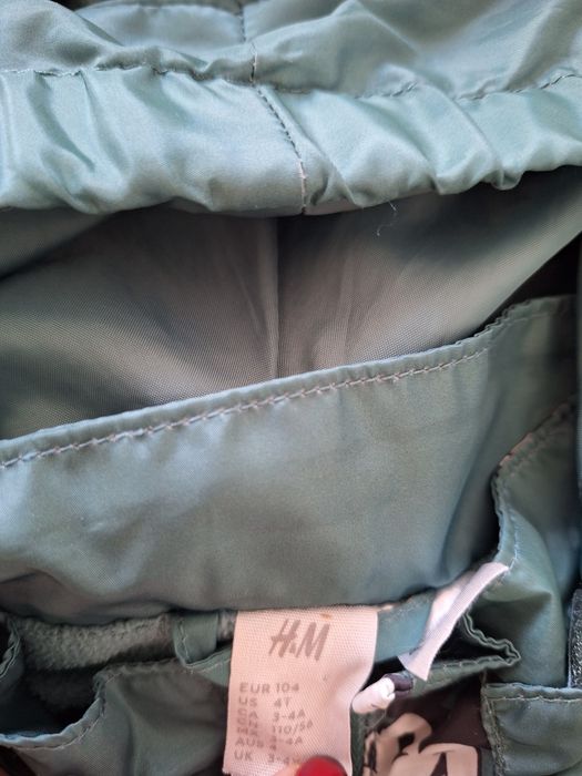 Geaca mickey mouse,3-4 ani h&m, urechiuse