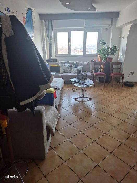 Crangasi , 2 minute metrou