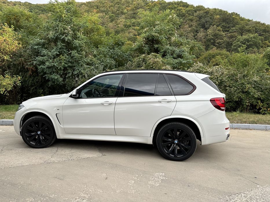 Продавам BMW X5 4,0D 313 к.с. ЛИЗИНГ