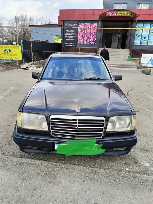 Продам автомобиль мерседес, без торга. Окончательно.