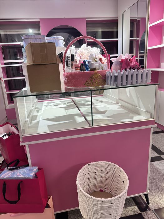 Продам мебель, 25 кв м! Состояние отличное!