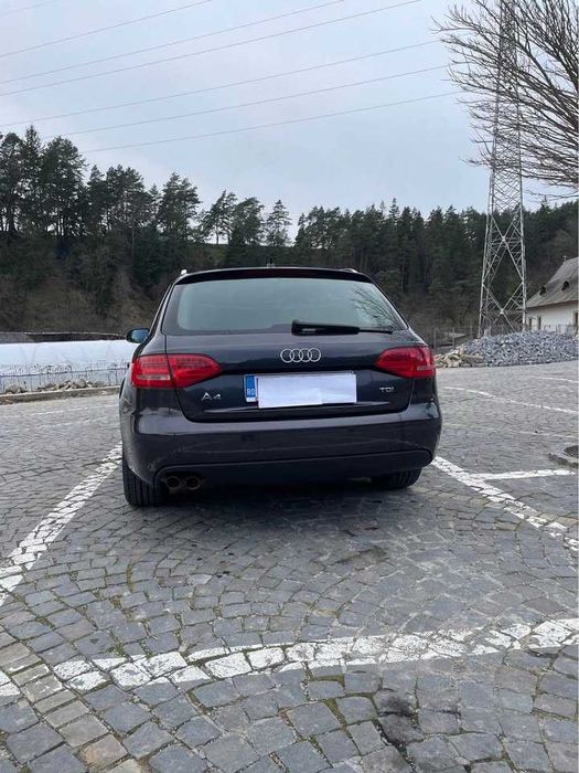 Vand AUDI a4  Euro5  2011