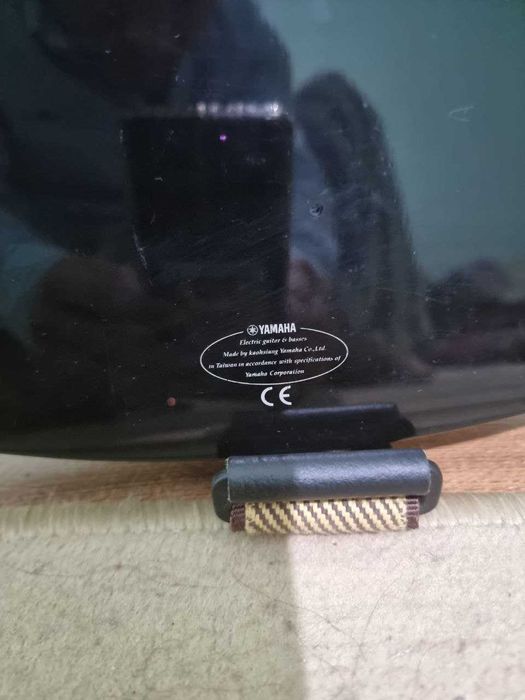 продам Электрогитара YAMAHA