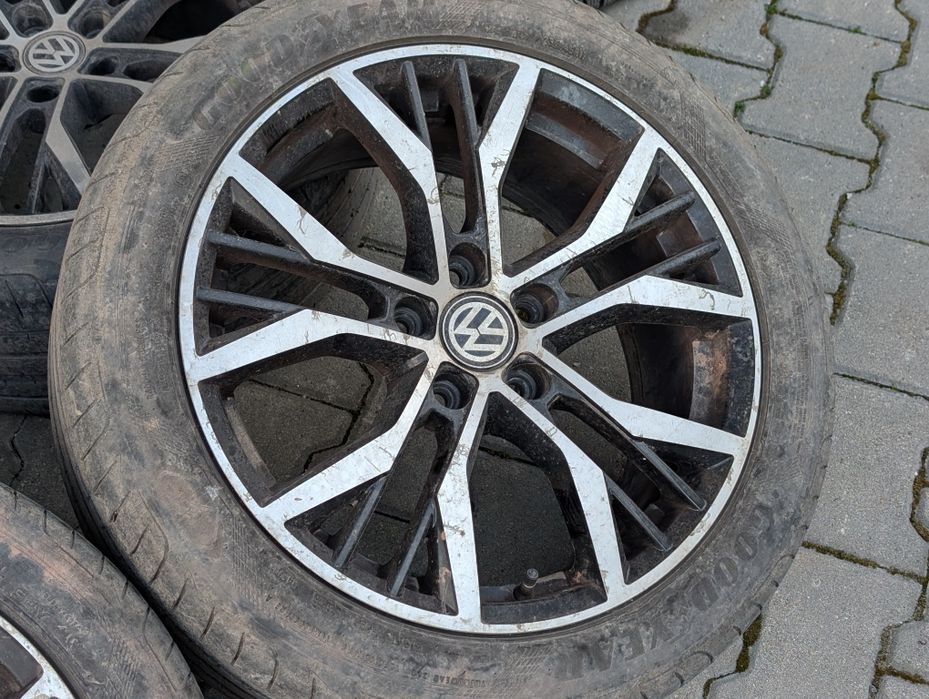 VW джанти 17 цола с летни гуми