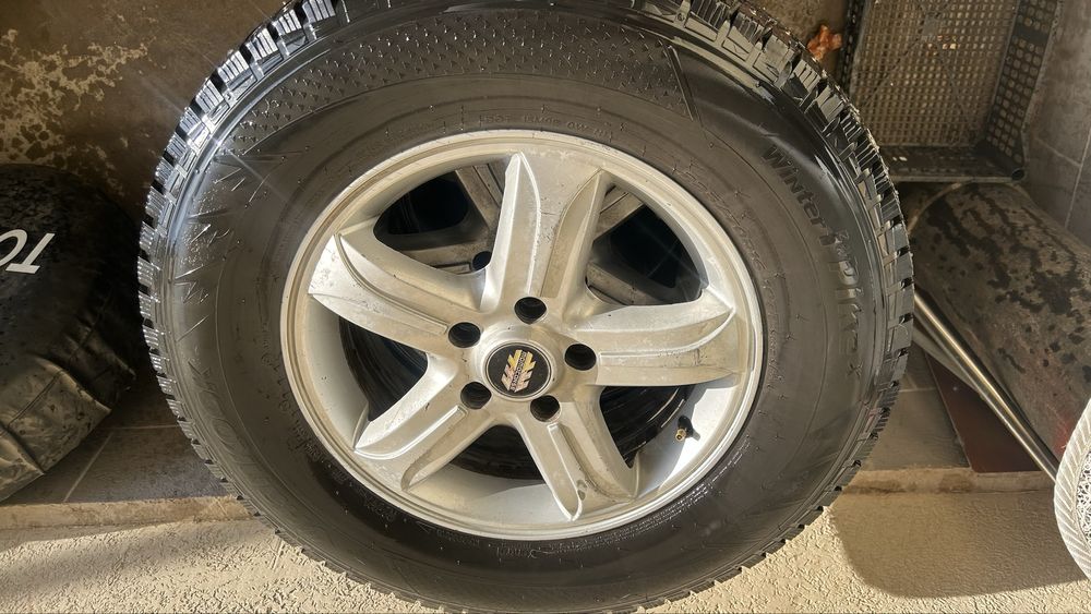 Продам комплект баллонов HANKOOK р16