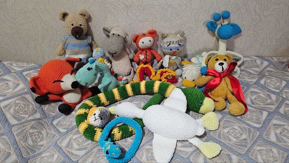 Вязанные игрушки. Ручная работа