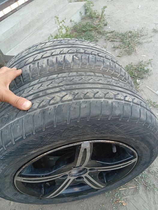 Продам комплект колес