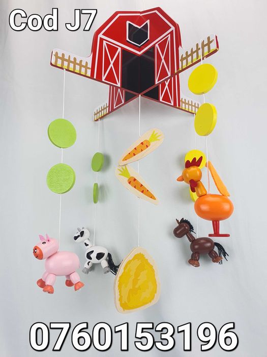 Carusel mobil din lemn cu ferma animalelor Pt patut la bebelusi - J7