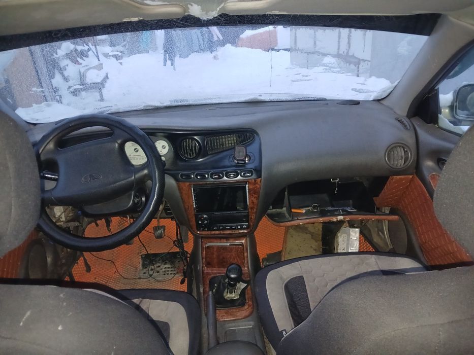 Автомобиль Dawoo leaganza