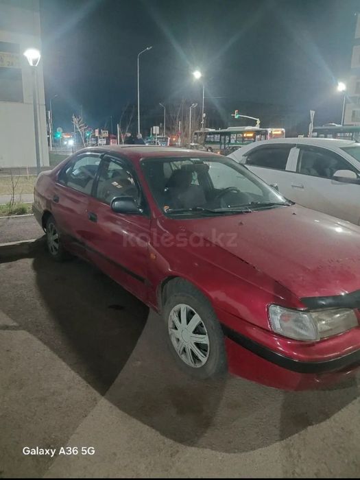 Продам тойота карина е