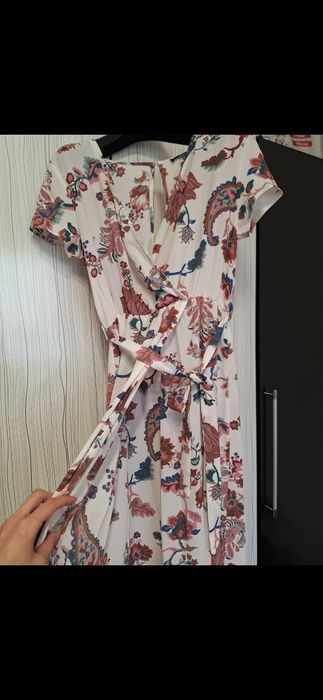 Ефирна рокля Terranova