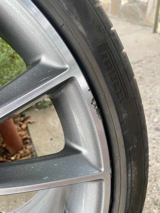 Оригинална AMG джанта Mercedes 20”  – здрава, без пукнатини