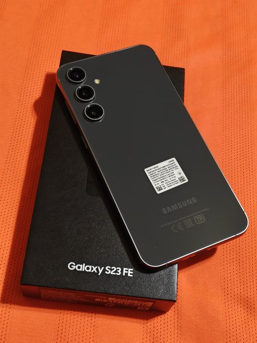 Samsung S23 FE 128 gb Ram 8 5G EAC