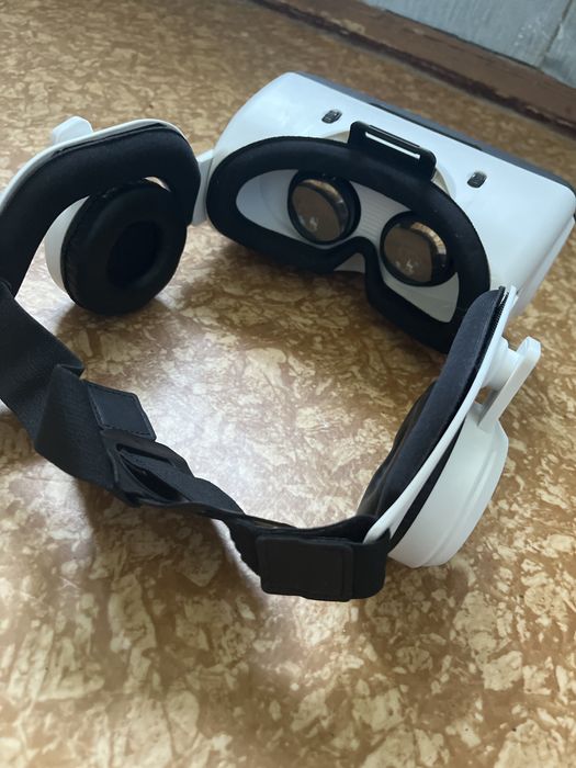 Продам VR очки (не дорого!)