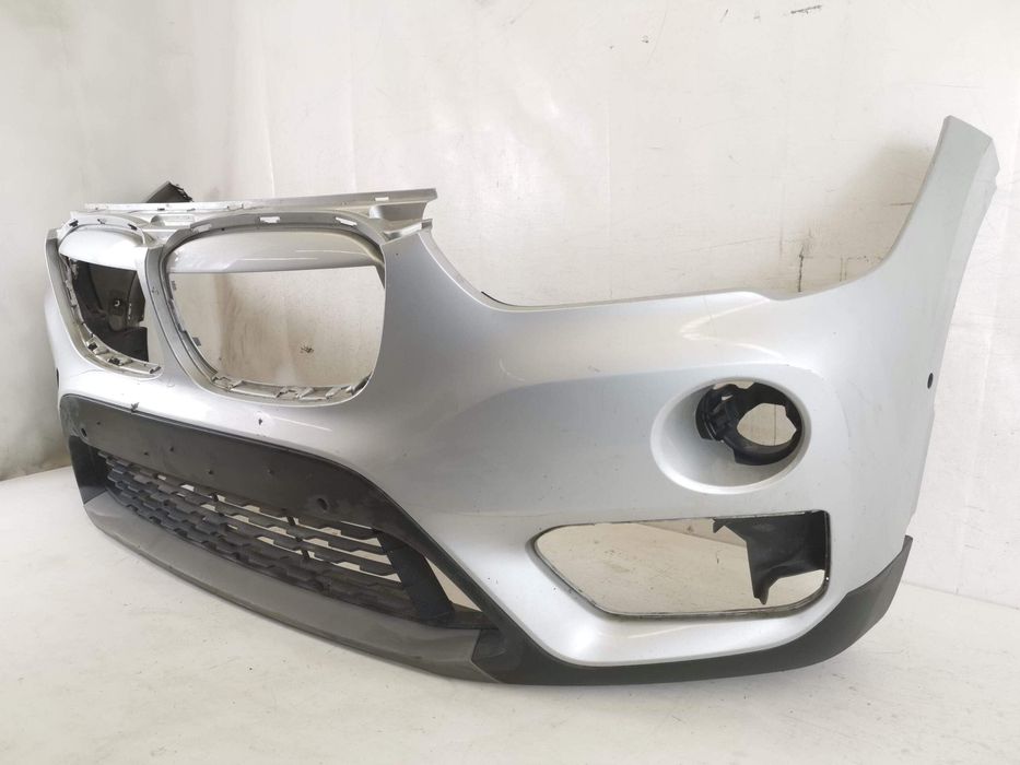 Предна броня с долна решетка BMW X1 F48 Оригинална Авариана BMW X1 F48