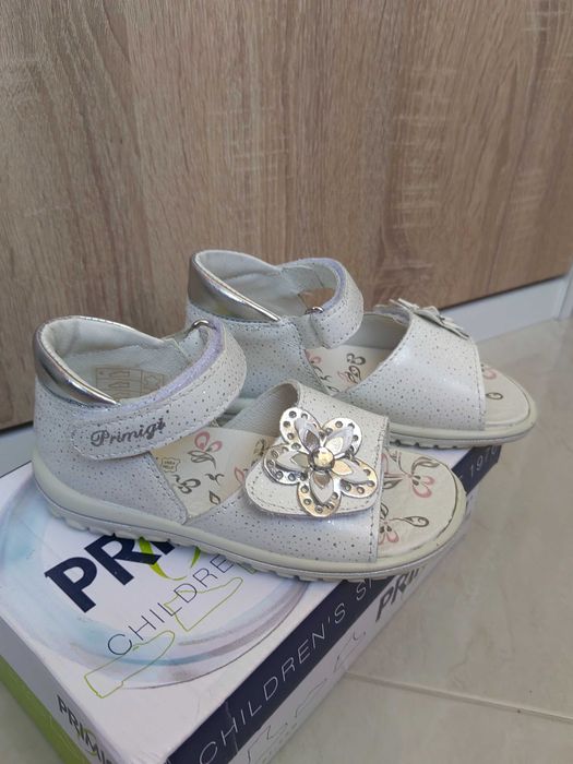 Сандали Primigi Нови 26 номер