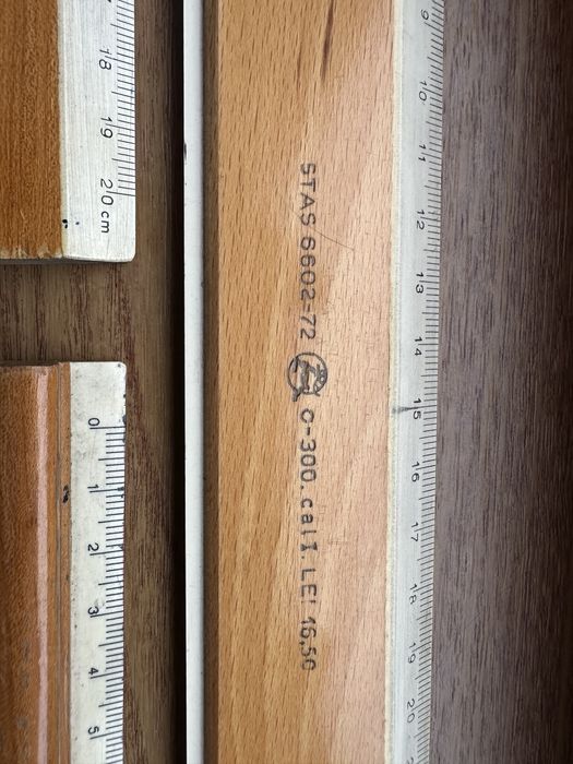 Rigle vechi pentru desen uz scolar