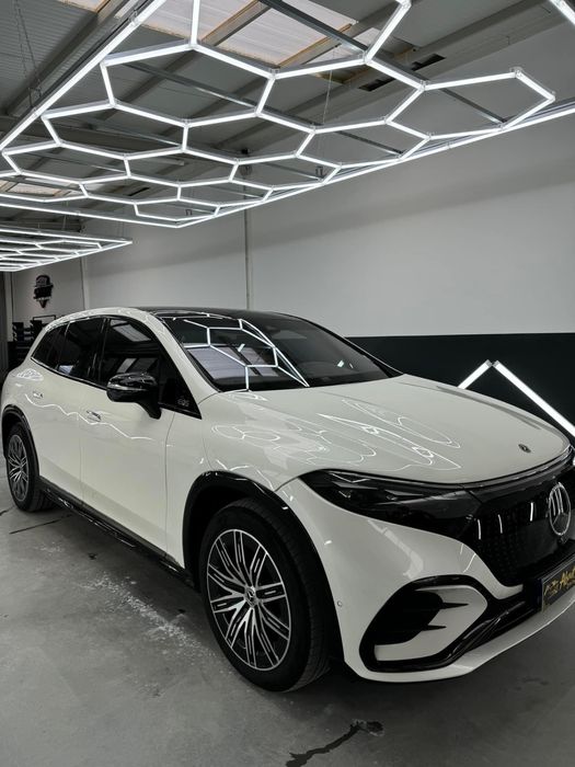 Пастиране, полиране и поставяне на керамика на автомобили