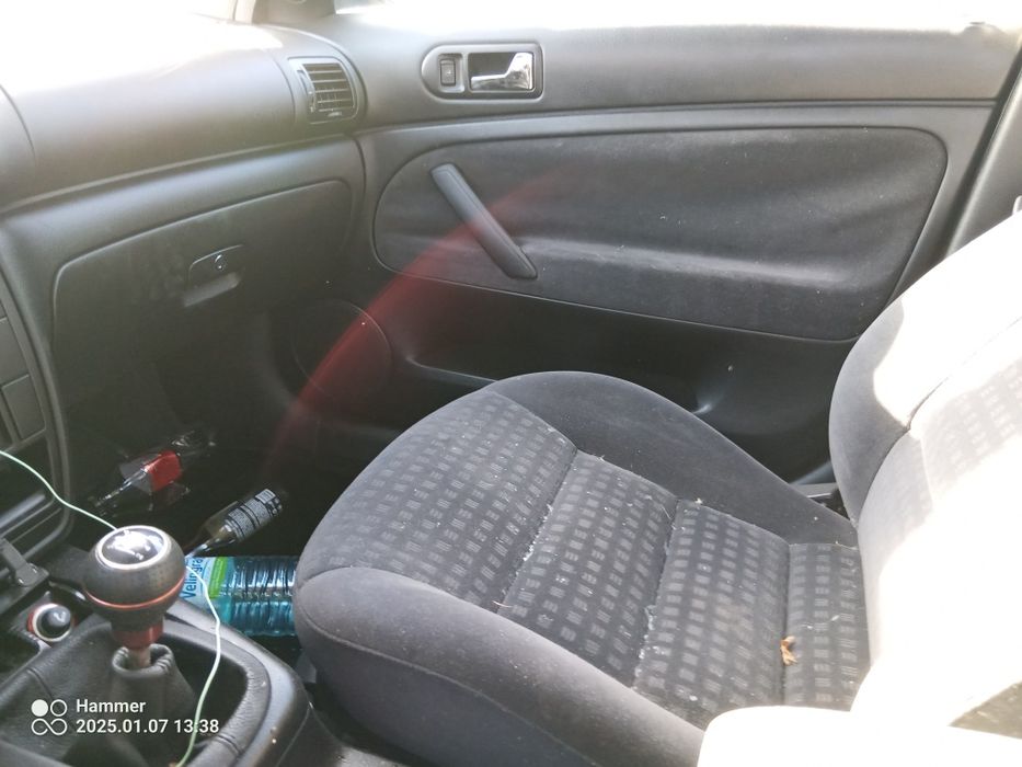 Продавам Volkswagen Passat 5.5 1.6 бензин на части