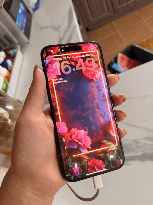 Продам iphone 15 pro max 256