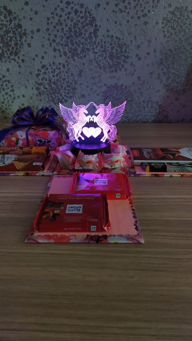 Подарочные коробки