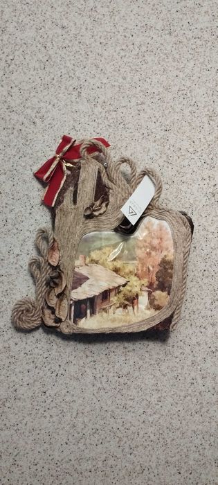 картини и пана от дърво