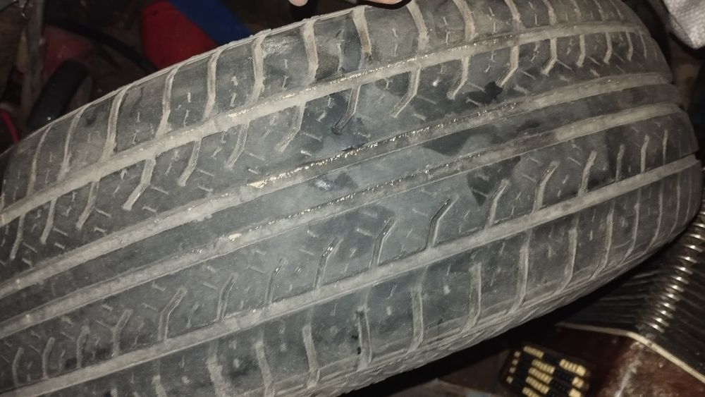 Продам шину на 14