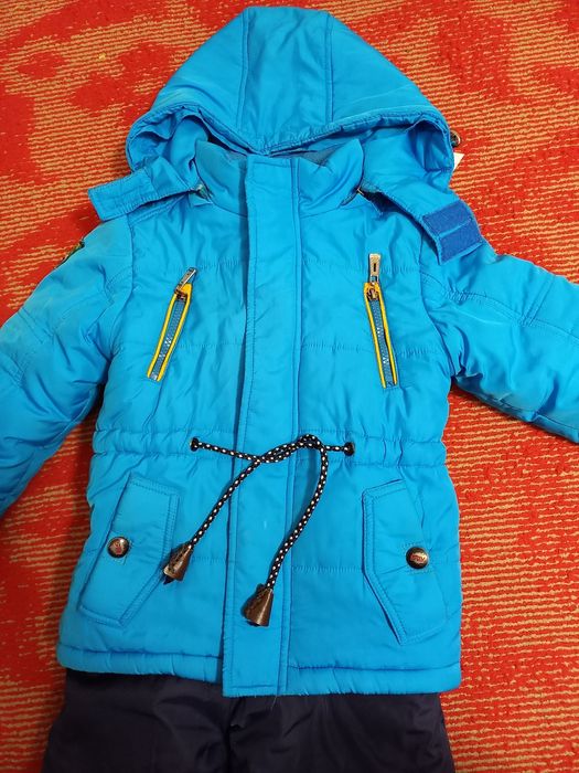 Продам комбинезон, куртка