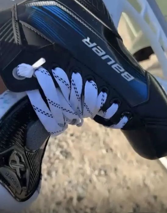 Коньки хоккейные