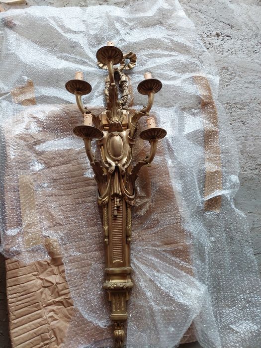 Aplica mare de perete din bronz masiv