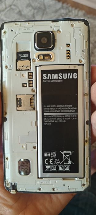 Samsung Galaxy note 4 perfect funcțional.