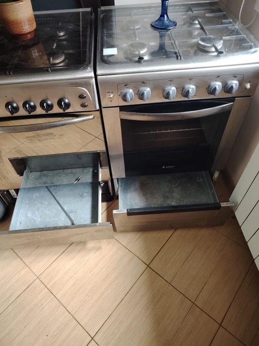 Продам газовые плиты Гефест