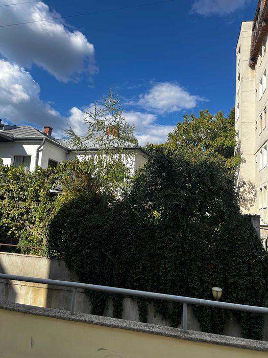 Casa individuala de vanzare aproape de centru