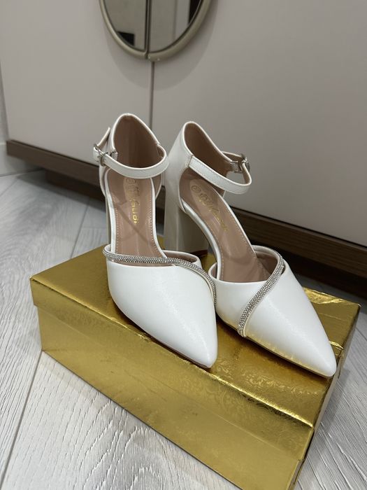 Продам туфли в идеальном состоянии