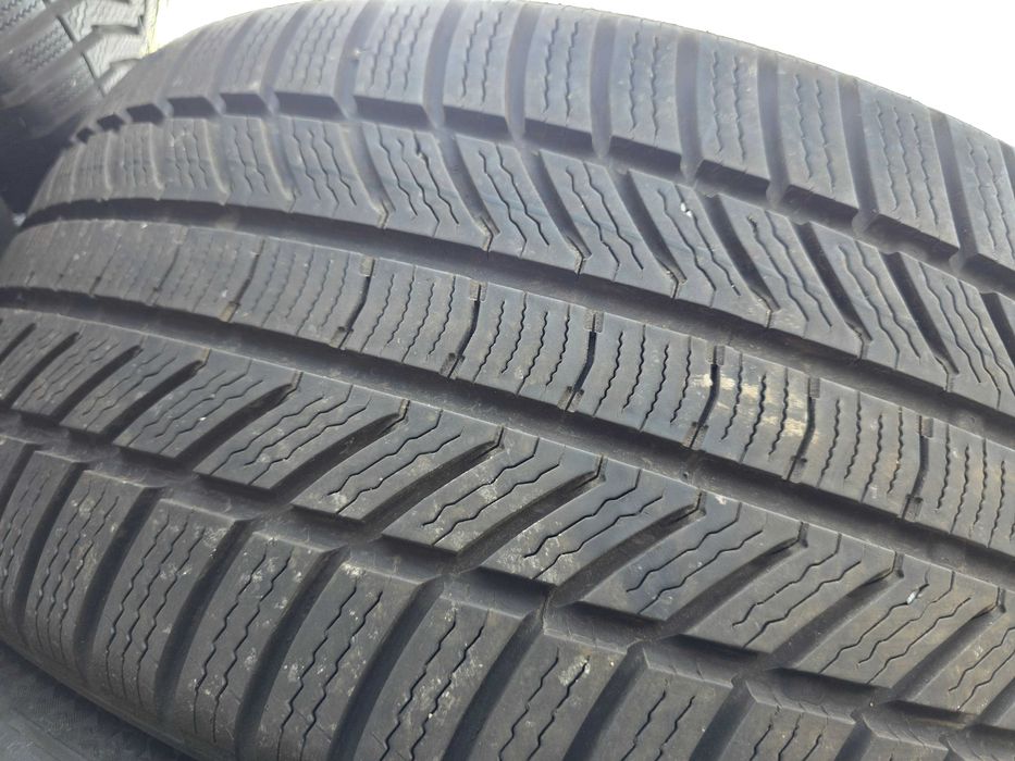 2бр Зимни гуми 255 45 19 - Continental - DOT 2024