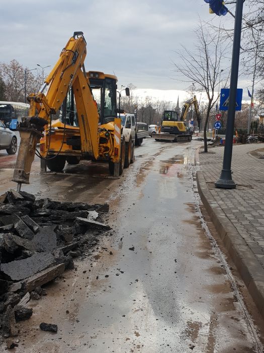 Închiriez ,execut lucrări cu excavator 10 Tone