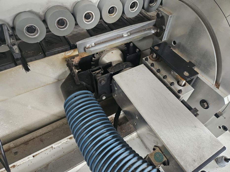 кантираща машина с предфрезоване