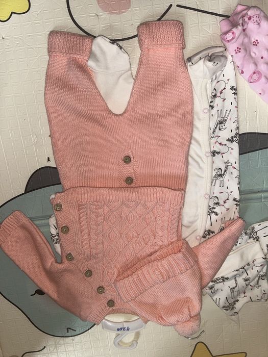 Продам детские вещи Все за 11тысяч
